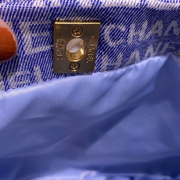 CHANEL Denim Blue Logo Turlock Tote - Picture 12 of 17